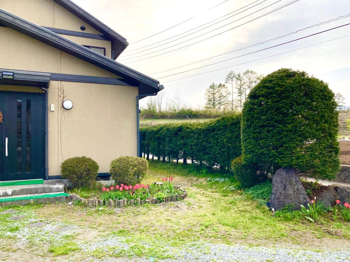富士の樱house 宝栄 Villa Fujikawaguchiko Buitenkant foto